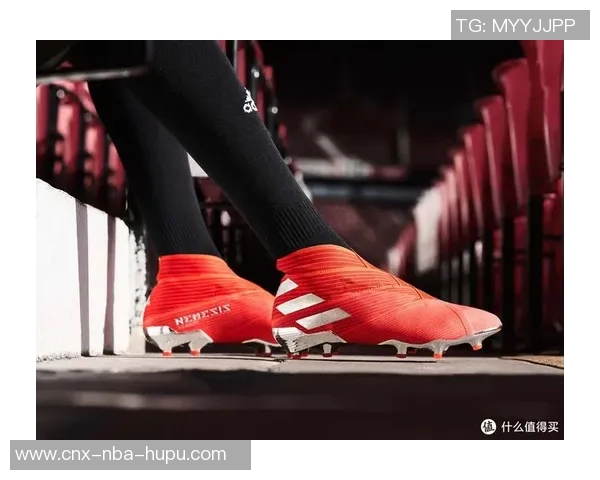 阿迪达斯足球鞋助力球场表现提升让每一次进攻都充满自信与激情 阿迪达斯足球鞋助力球场表现提升让每一次进攻都充满自信与激情